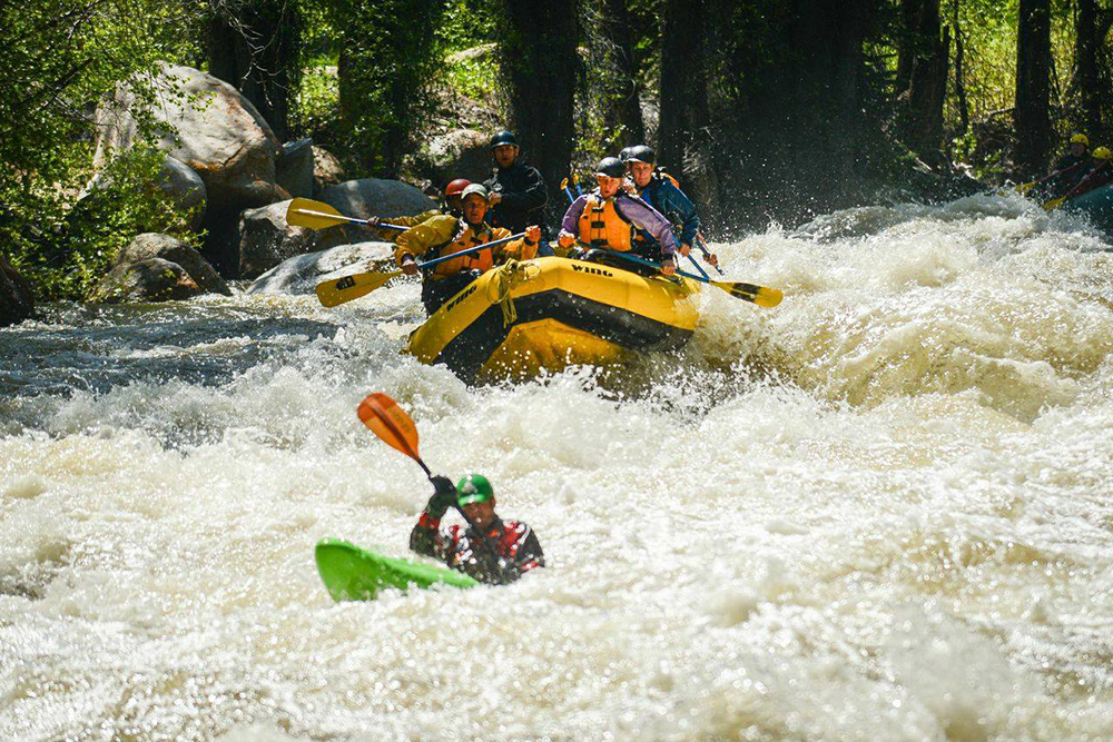 whitewater river rafting in aspen snowmass